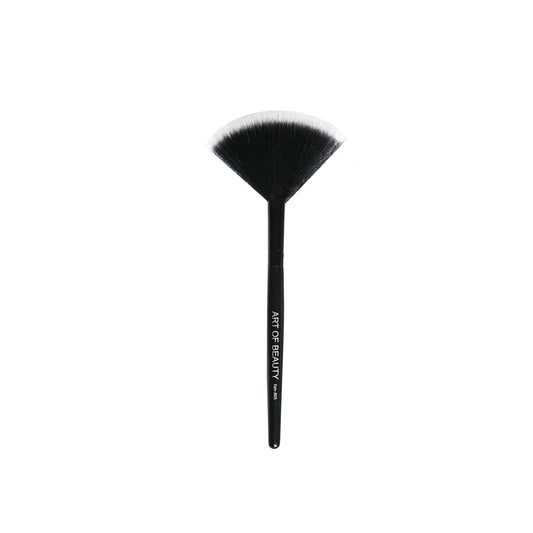 Just Miss Art Of Beauty Beauty Fan Brush 805