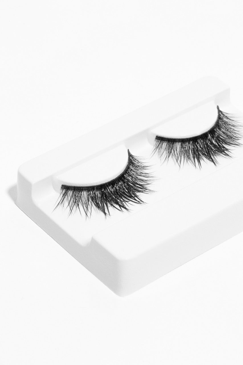 Lavie Lash Lavie By Marlene Hariman - No Drama