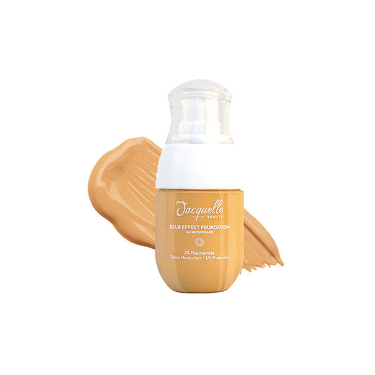 Jacquelle Blur Effect Foundation - Sun (Termasuk Egggang)