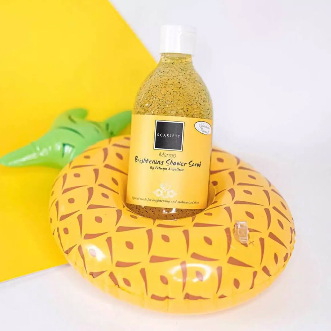 Scarlett Whitening Shower Scrub Mango | 300 ml